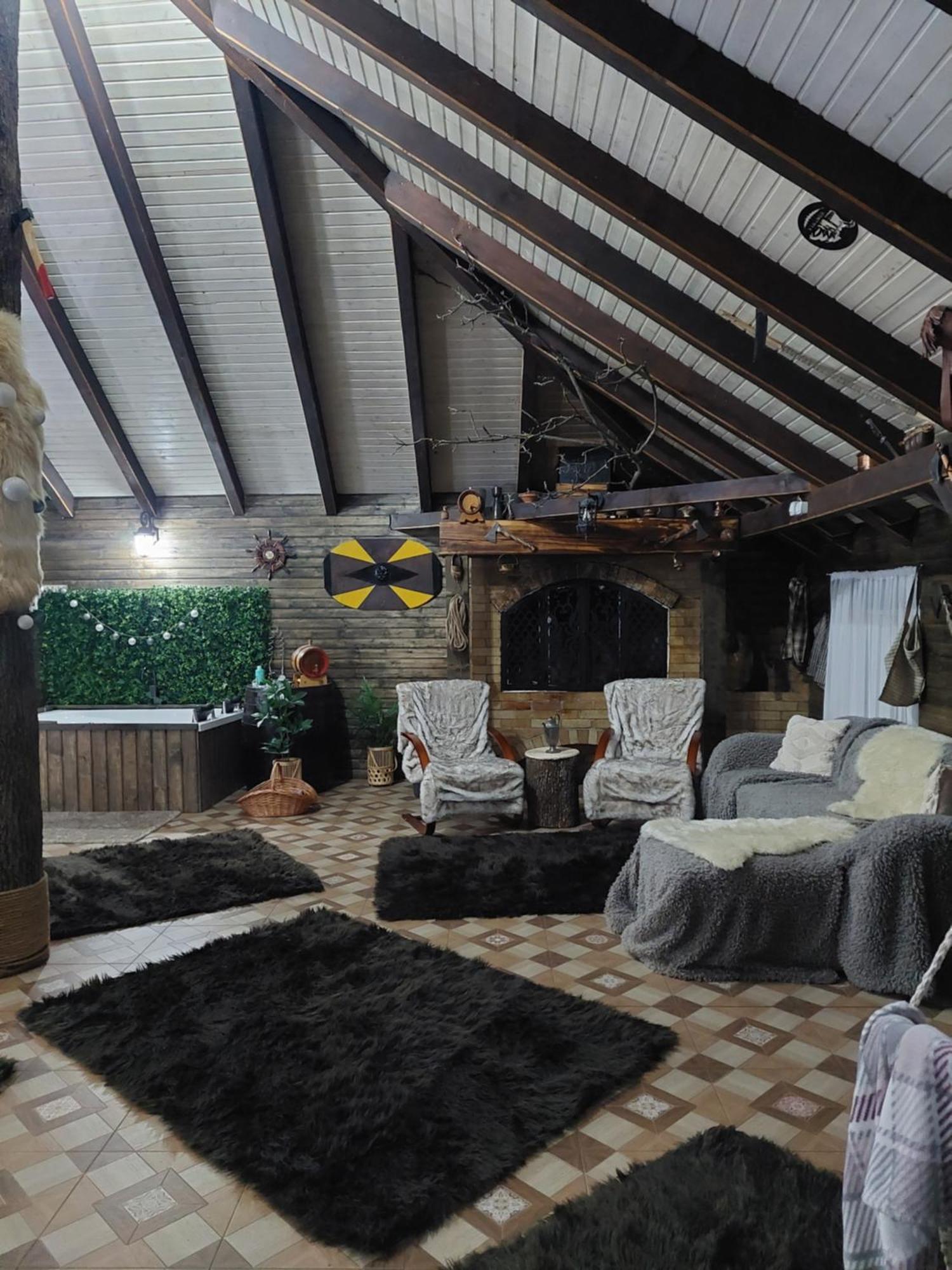 Vila Maria Sebes Guest house *